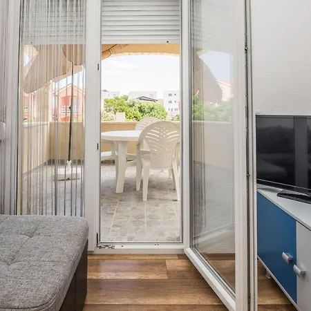 Galic Apartman Vir