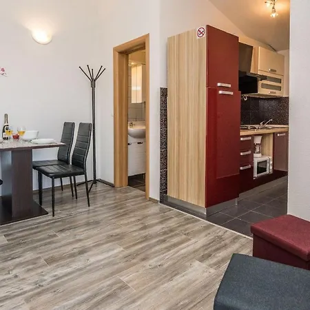 Apartment Galic *