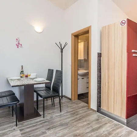 Apartment Galic